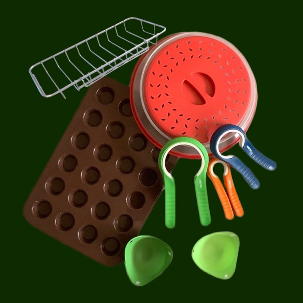 NWOT 9-Piece Kitchen Gadgets - Various Brands